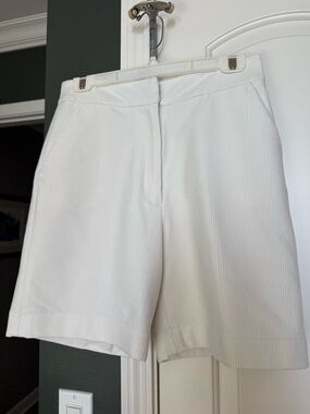 Smythe Ecru color Women’s Shorts - Classic Clean Style